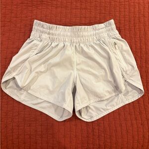 Lululemon Athletica Tracker Short 4”